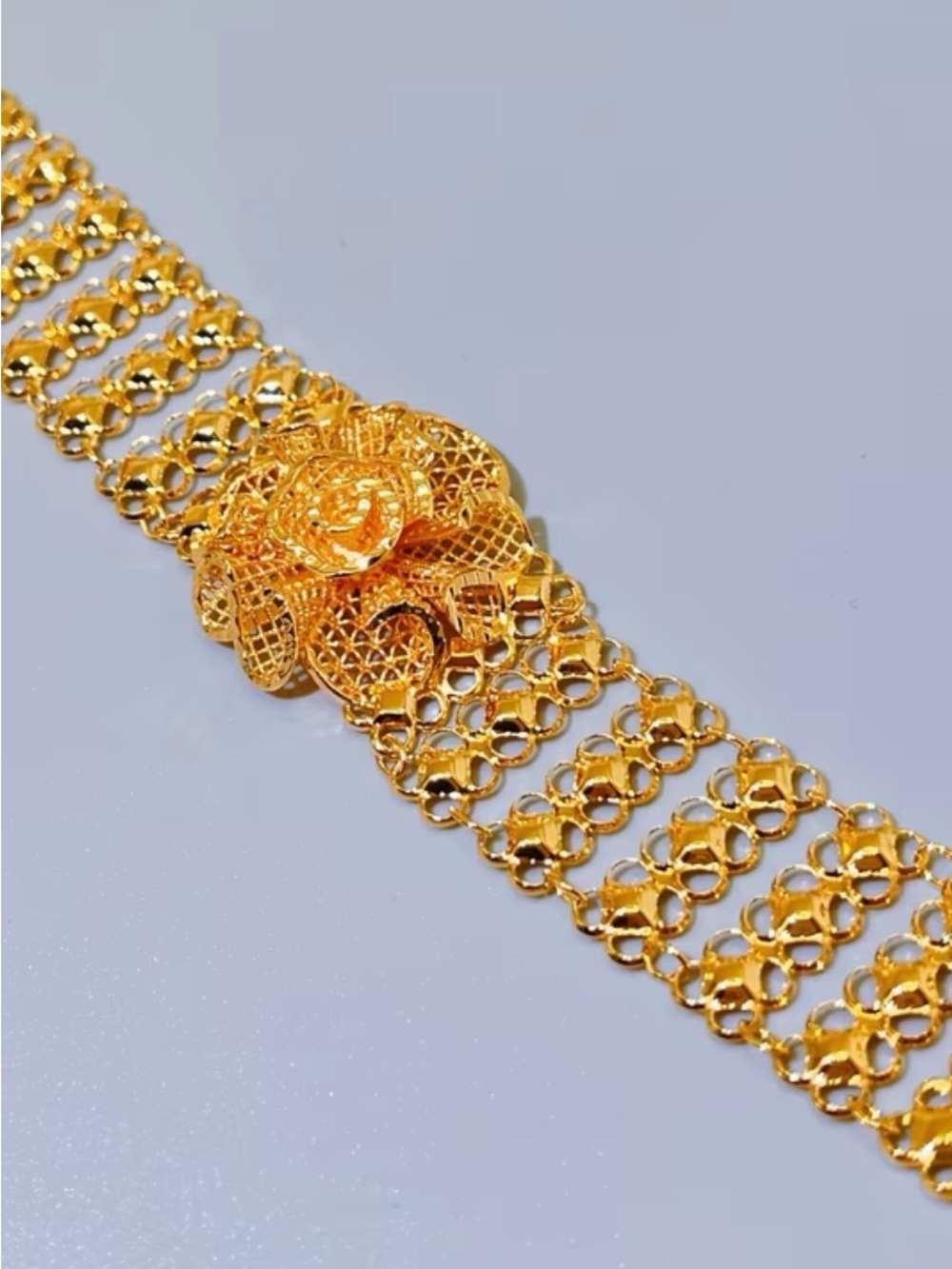 Delicate Gold Floral Filigree Bracelet for Women